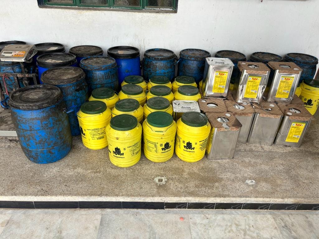 Recovered 590 KG adulterate Ghee and 445 KG adulterants article